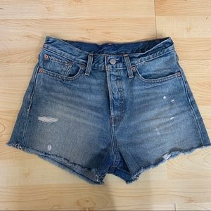 Levi's High Waisted Jean Shorts 28